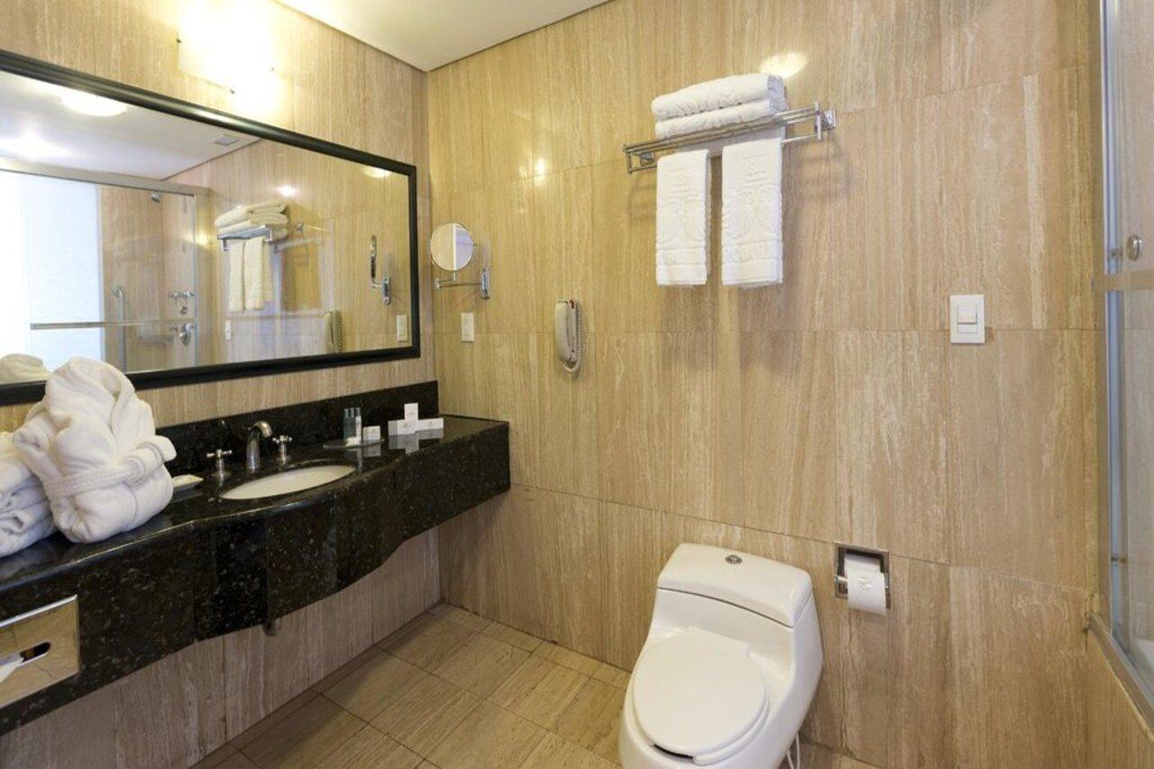 Отель Eurobuilding Express Маракай Экстерьер фото