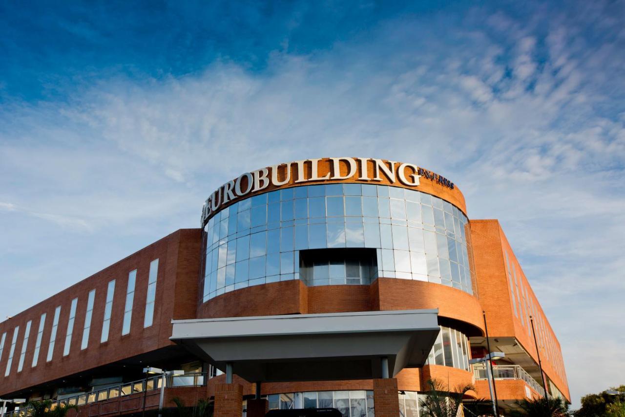 Отель Eurobuilding Express Маракай Экстерьер фото