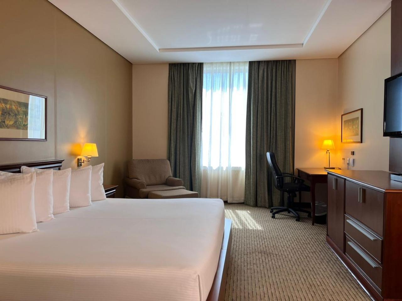 Отель Eurobuilding Express Маракай Экстерьер фото